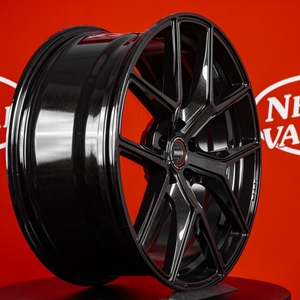 Kuva tuotteesta Momo Rf-01