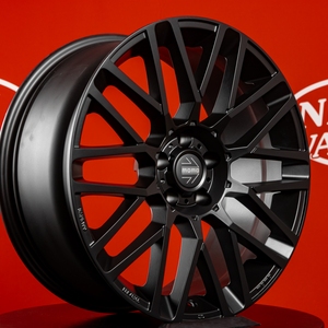 Kuva tuotteesta Momo Revenge Matt Black