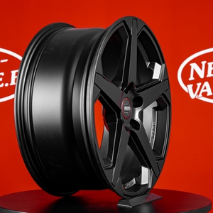 Kuva tuotteesta Momo Star Evo Matt Black