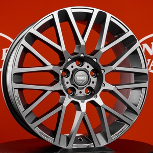 Kuva tuotteesta Momo Revenge