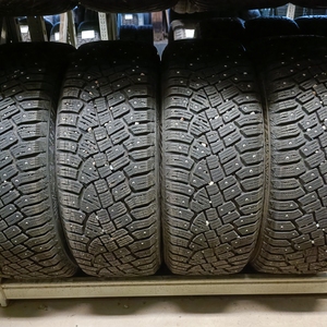 Kuva tuotteesta Continental Icecontact 2 Suv