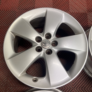 Kuva tuotteesta Alkuperäinen Toyota