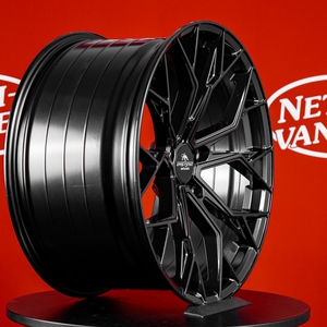 Kuva tuotteesta Forzza Titan Black Magic