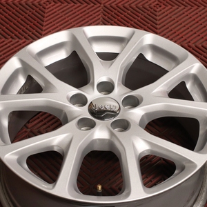 Kuva tuotteesta Alkuperäinen Jeep Cherokee