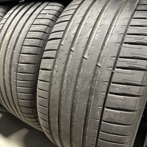 Kuva tuotteesta Michelin Pilot Sport 4 Suv