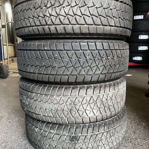 Kuva tuotteesta Bridgestone Blizzak Dm-V2