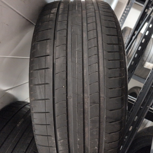 Kuva tuotteesta Pirelli P Zero Mo