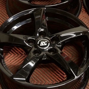 Kuva tuotteesta Brock Rc30 Shiny Black