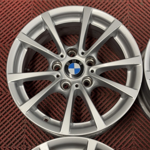 Kuva tuotteesta Alkuperäinen Bmw