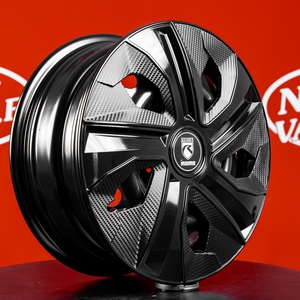 Kuva tuotteesta Momo Reds Wheel Cover Pölykapselit 16" Glossy Black Carbon Texture