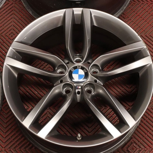 Kuva tuotteesta Alkuperäinen Bmw