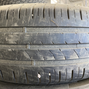 Kuva tuotteesta Kumho Ecsta Hs51
