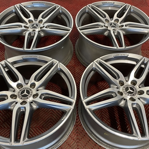 Kuva tuotteesta Alkuperäinen Mercedes Benz Amg