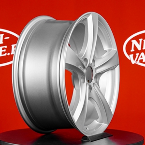 Kuva tuotteesta Aston Entourage Silver