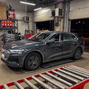 Kuva tuotteesta Alkuperäinen Audi E-Tron