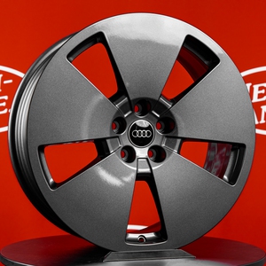 Kuva tuotteesta Alkuperäinen Audi E-Tron