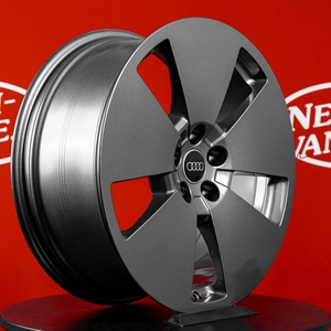 Kuva tuotteesta Alkuperäinen Audi E-Tron