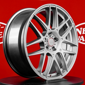 Kuva tuotteesta Momo Competizione Titan Silver Diamond Cut