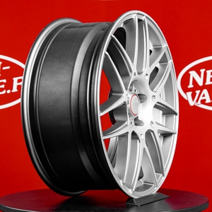 Kuva tuotteesta Momo Competizione Titan Silver Diamond Cut