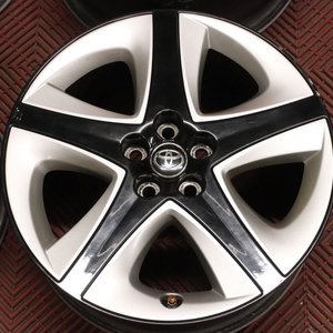 Kuva tuotteesta Alkuperäinen Toyota