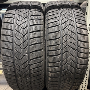 Kuva tuotteesta Pirelli Sottozero 3 Runflat