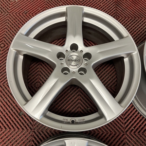 Kuva tuotteesta Enzo Ei Tiedossa