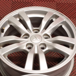 Kuva tuotteesta Alkuperäinen Mitsubishi Outlander