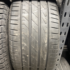 Kuva tuotteesta Landsail Sentury Qirin 990