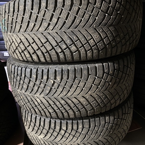 Kuva tuotteesta Michelin X-Ice North 4 Suv
