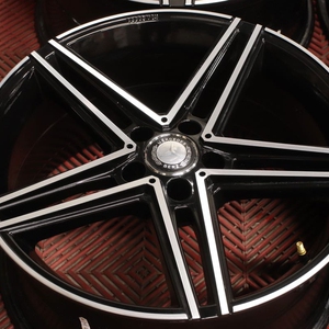 Kuva tuotteesta Avus Ac-515