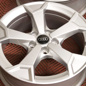Kuva tuotteesta Alkuperäinen Audi