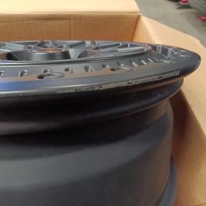 Kuva tuotteesta Fondmetal Bluster Satin Black