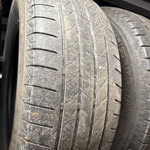 Kuva tuotteesta Bridgestone Alenza 001