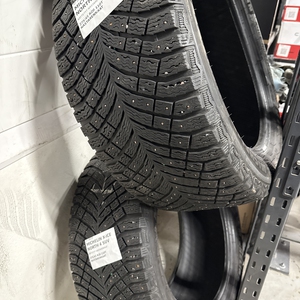 Kuva tuotteesta Michelin X-Ice North 4 Suv