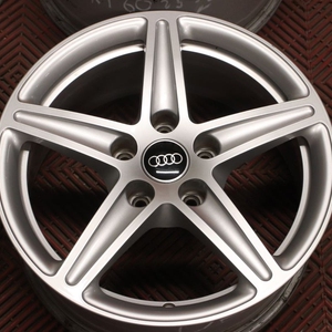 Kuva tuotteesta Alkuperäinen Audi