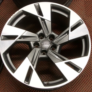 Kuva tuotteesta Alkuperäinen Audi