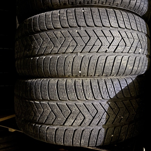 Kuva tuotteesta Pirelli Scorpion Winter