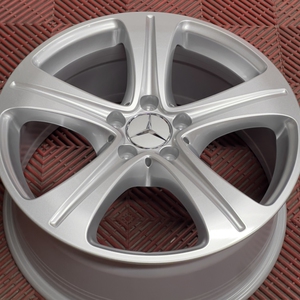 Kuva tuotteesta Alkuperäinen Mercedes Benz