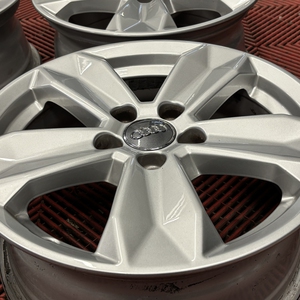 Kuva tuotteesta Alkuperäinen Audi