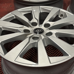 Kuva tuotteesta Alkuperäinen Audi