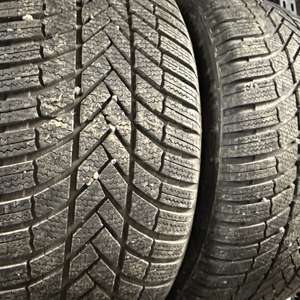 Kuva tuotteesta Bridgestone Blizzak Lm005