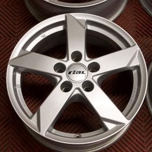 Kuva tuotteesta Rial Kodiak