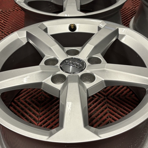 Kuva tuotteesta Alkuperäinen Audi