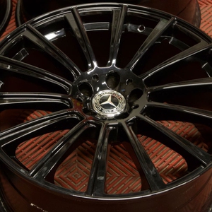 Kuva tuotteesta Avus Ac-M07 Gloss Black