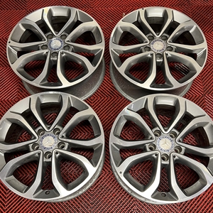 Kuva tuotteesta Alkuperäinen Mercedes Benz