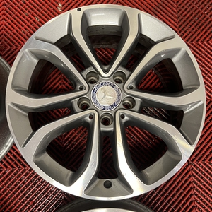 Kuva tuotteesta Alkuperäinen Mercedes Benz