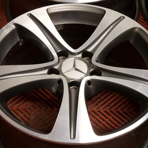 Kuva tuotteesta Alkuperäinen Mercedes Benz