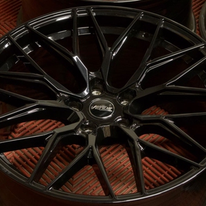 Kuva tuotteesta Venue Vs10 Gloss Black