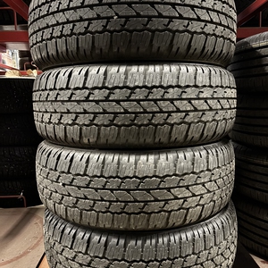 Kuva tuotteesta Bridgestone Dueler A/t 693iii