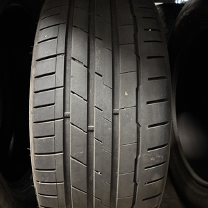 Kuva tuotteesta Hankook Ion Evo Ev Soundabsorber